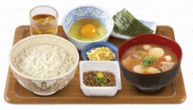 とん汁・納豆朝食.jpg
