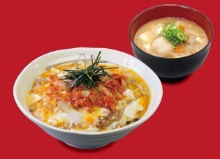キムチ牛とじ丼豚汁セット.jpg