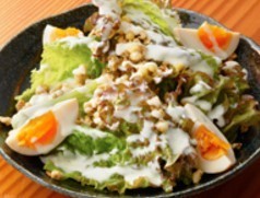 煮玉子とグラノラのさらだ.jpg